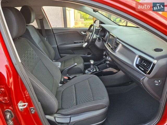 Красный Киа Рио, объемом двигателя 1.4 л и пробегом 24 тыс. км за 12400 $, фото 11 на Automoto.ua