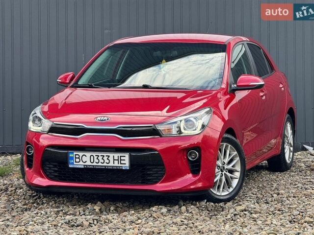 Красный Киа Рио, объемом двигателя 1.4 л и пробегом 23 тыс. км за 15500 $, фото 1 на Automoto.ua