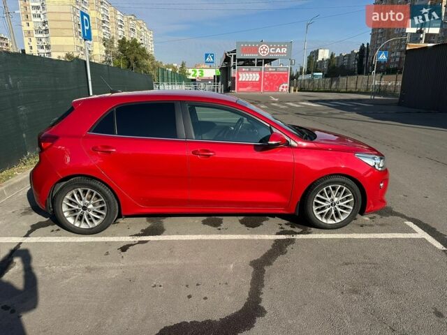 Червоний Кіа Ріо, об'ємом двигуна 1.37 л та пробігом 54 тис. км за 15000 $, фото 1 на Automoto.ua