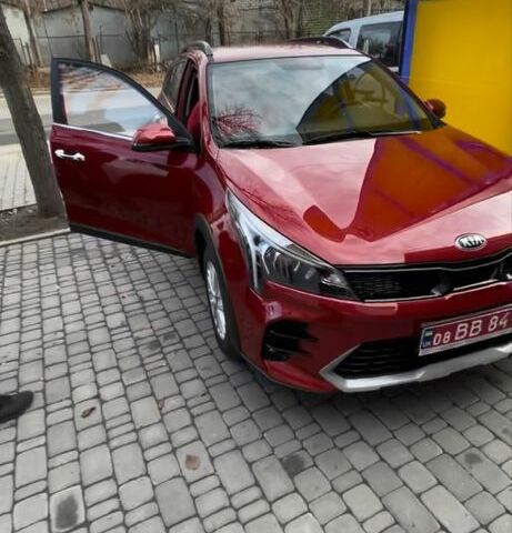 Червоний Кіа Ріо, об'ємом двигуна 1.6 л та пробігом 6 тис. км за 18992 $, фото 6 на Automoto.ua