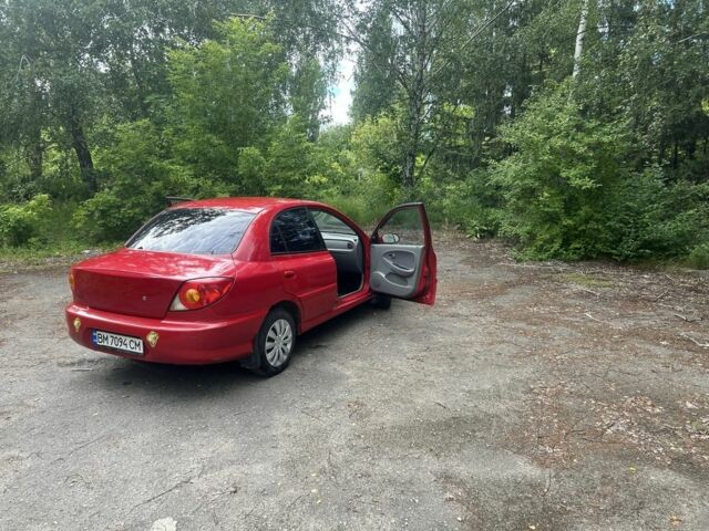 Красный Киа Рио, объемом двигателя 1.3 л и пробегом 300 тыс. км за 2200 $, фото 7 на Automoto.ua