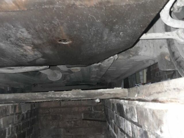 Червоний Кіа Ріо, об'ємом двигуна 1.3 л та пробігом 323 тис. км за 2200 $, фото 16 на Automoto.ua