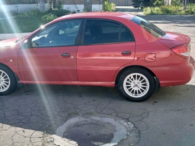 Красный Киа Рио, объемом двигателя 1.34 л и пробегом 280 тыс. км за 3200 $, фото 9 на Automoto.ua