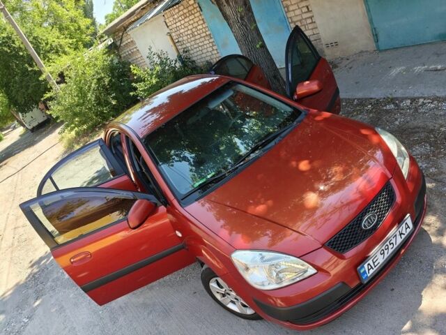 Красный Киа Рио, объемом двигателя 1.4 л и пробегом 215 тыс. км за 4625 $, фото 10 на Automoto.ua