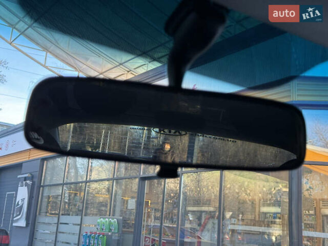 Красный Киа Рио, объемом двигателя 1.4 л и пробегом 272 тыс. км за 3999 $, фото 49 на Automoto.ua