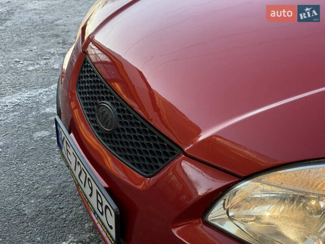 Красный Киа Рио, объемом двигателя 1.4 л и пробегом 272 тыс. км за 3999 $, фото 16 на Automoto.ua