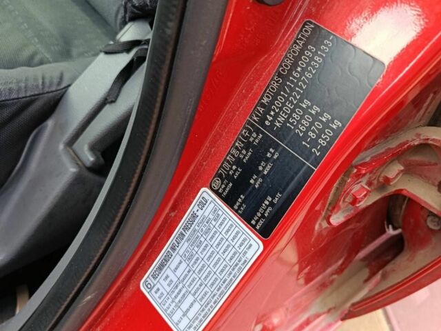 Червоний Кіа Ріо, об'ємом двигуна 1.4 л та пробігом 137 тис. км за 4600 $, фото 19 на Automoto.ua