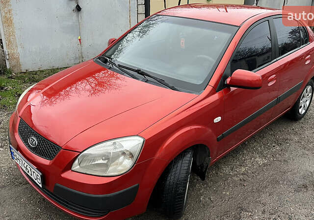 Красный Киа Рио, объемом двигателя 1.49 л и пробегом 198 тыс. км за 3999 $, фото 28 на Automoto.ua