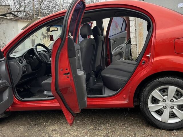 Красный Киа Рио, объемом двигателя 1.5 л и пробегом 198 тыс. км за 3999 $, фото 10 на Automoto.ua