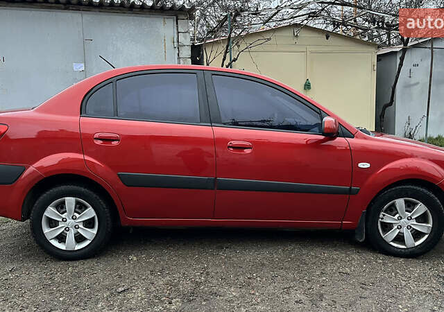 Красный Киа Рио, объемом двигателя 1.49 л и пробегом 198 тыс. км за 3999 $, фото 32 на Automoto.ua