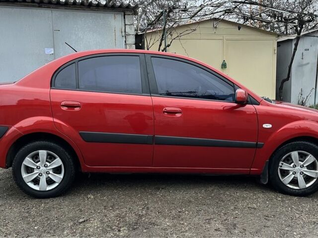 Красный Киа Рио, объемом двигателя 1.5 л и пробегом 198 тыс. км за 3999 $, фото 18 на Automoto.ua