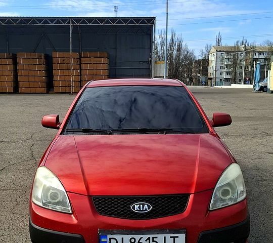 Красный Киа Рио, объемом двигателя 1.4 л и пробегом 171 тыс. км за 5000 $, фото 12 на Automoto.ua