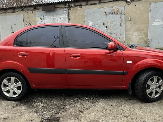 Красный Киа Рио, объемом двигателя 1.5 л и пробегом 198 тыс. км за 3999 $, фото 17 на Automoto.ua