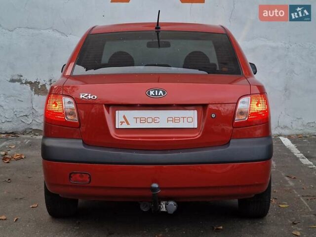 Красный Киа Рио, объемом двигателя 1.4 л и пробегом 100 тыс. км за 6990 $, фото 31 на Automoto.ua