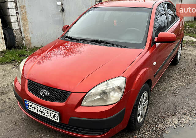 Красный Киа Рио, объемом двигателя 1.49 л и пробегом 198 тыс. км за 3999 $, фото 16 на Automoto.ua