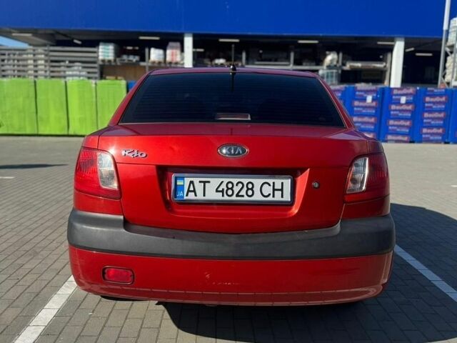 Красный Киа Рио, объемом двигателя 1.4 л и пробегом 240 тыс. км за 3400 $, фото 2 на Automoto.ua