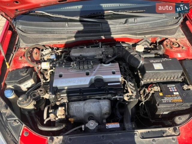 Красный Киа Рио, объемом двигателя 1.4 л и пробегом 274 тыс. км за 3800 $, фото 22 на Automoto.ua