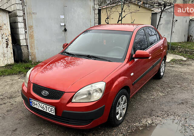 Красный Киа Рио, объемом двигателя 1.49 л и пробегом 198 тыс. км за 3999 $, фото 15 на Automoto.ua