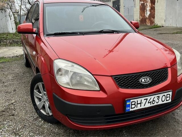 Красный Киа Рио, объемом двигателя 1.5 л и пробегом 198 тыс. км за 3999 $, фото 3 на Automoto.ua