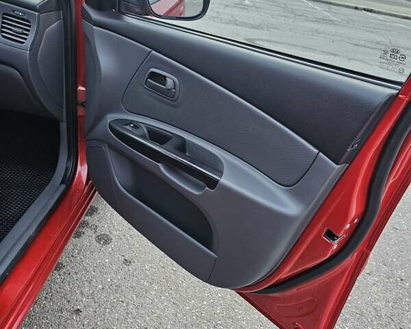 Красный Киа Рио, объемом двигателя 1.4 л и пробегом 180 тыс. км за 4500 $, фото 18 на Automoto.ua