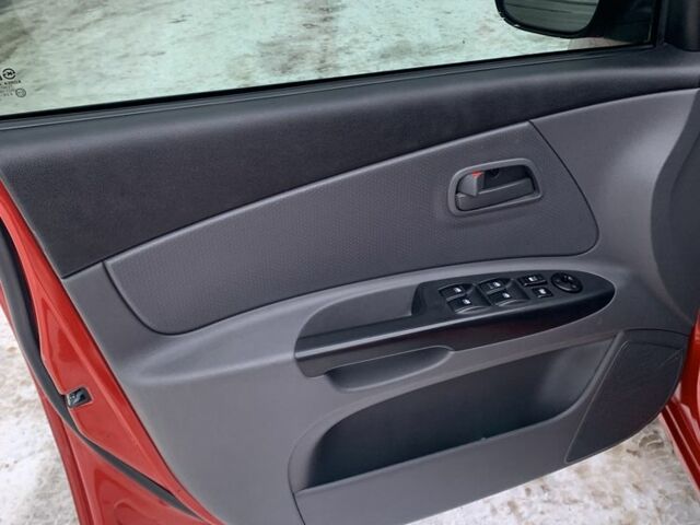 Червоний Кіа Ріо, об'ємом двигуна 1.4 л та пробігом 184 тис. км за 5300 $, фото 8 на Automoto.ua