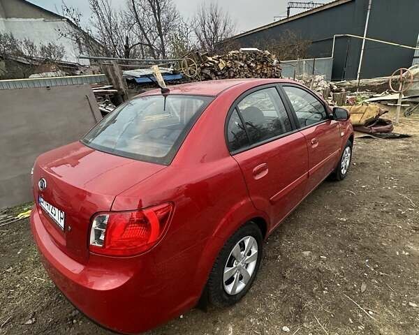 Красный Киа Рио, объемом двигателя 1.4 л и пробегом 62 тыс. км за 5600 $, фото 6 на Automoto.ua