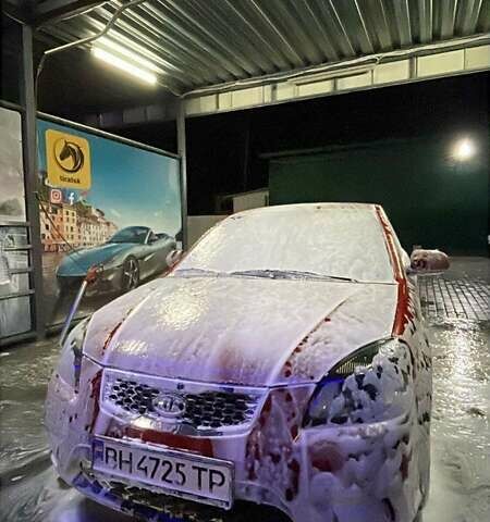 Красный Киа Рио, объемом двигателя 1.4 л и пробегом 62 тыс. км за 5600 $, фото 9 на Automoto.ua