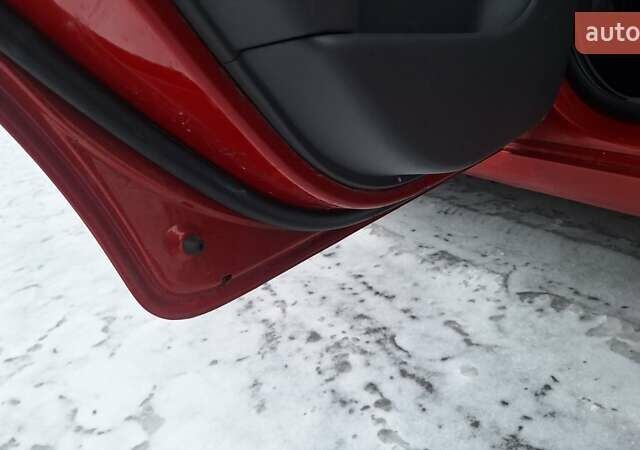 Красный Киа Рио, объемом двигателя 1.4 л и пробегом 180 тыс. км за 4750 $, фото 9 на Automoto.ua