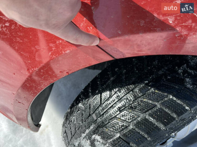 Червоний Кіа Ріо, об'ємом двигуна 1.4 л та пробігом 170 тис. км за 4500 $, фото 8 на Automoto.ua