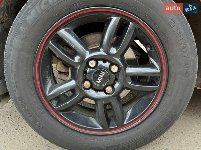 Красный Киа Рио, объемом двигателя 1.4 л и пробегом 214 тыс. км за 5900 $, фото 6 на Automoto.ua