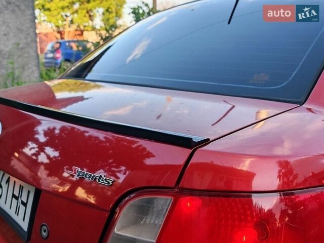 Красный Киа Рио, объемом двигателя 1.4 л и пробегом 300 тыс. км за 4200 $, фото 3 на Automoto.ua