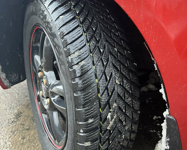 Красный Киа Рио, объемом двигателя 1.4 л и пробегом 212 тыс. км за 6000 $, фото 19 на Automoto.ua