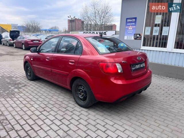 Красный Киа Рио, объемом двигателя 1.4 л и пробегом 113 тыс. км за 5100 $, фото 8 на Automoto.ua