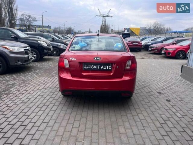 Красный Киа Рио, объемом двигателя 1.4 л и пробегом 113 тыс. км за 5100 $, фото 6 на Automoto.ua