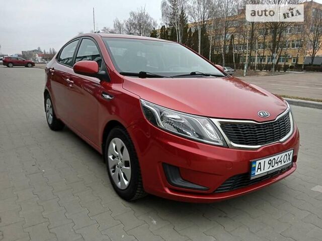 Красный Киа Рио, объемом двигателя 1.4 л и пробегом 85 тыс. км за 7500 $, фото 3 на Automoto.ua