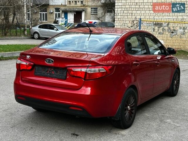 Красный Киа Рио, объемом двигателя 1.4 л и пробегом 190 тыс. км за 6350 $, фото 4 на Automoto.ua