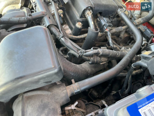 Червоний Кіа Ріо, об'ємом двигуна 1.4 л та пробігом 170 тис. км за 4500 $, фото 25 на Automoto.ua