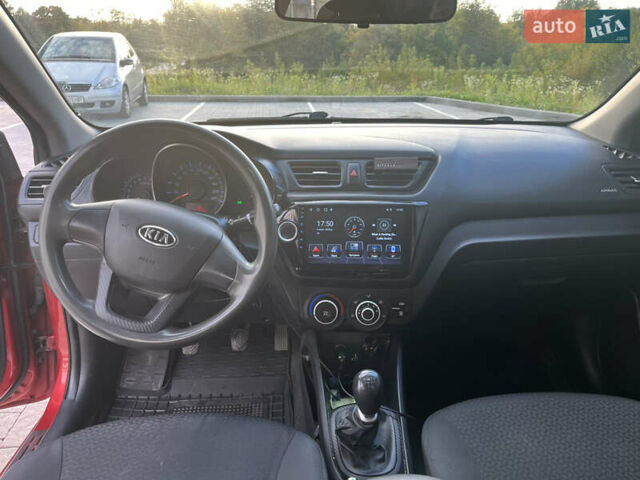 Красный Киа Рио, объемом двигателя 1.4 л и пробегом 202 тыс. км за 7300 $, фото 13 на Automoto.ua