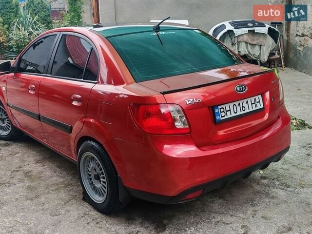 Красный Киа Рио, объемом двигателя 1.4 л и пробегом 300 тыс. км за 4200 $, фото 18 на Automoto.ua