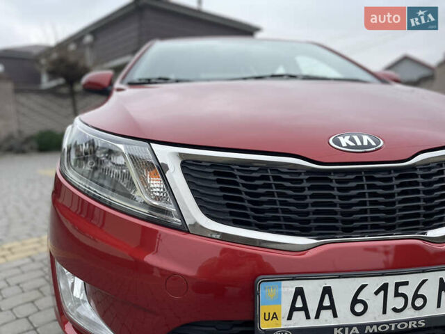 Красный Киа Рио, объемом двигателя 1.59 л и пробегом 113 тыс. км за 9700 $, фото 3 на Automoto.ua