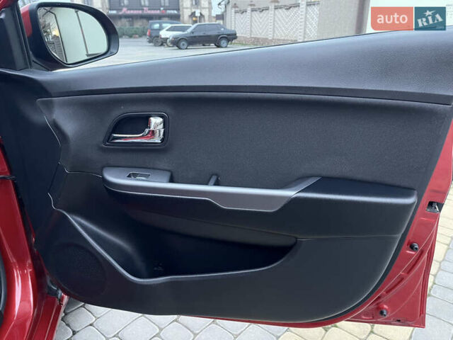 Красный Киа Рио, объемом двигателя 1.59 л и пробегом 113 тыс. км за 9700 $, фото 40 на Automoto.ua