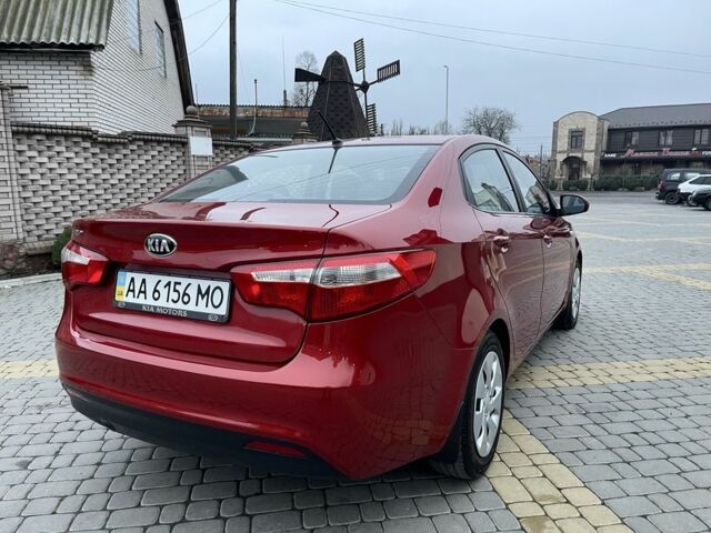 Красный Киа Рио, объемом двигателя 1.6 л и пробегом 113 тыс. км за 9999 $, фото 4 на Automoto.ua