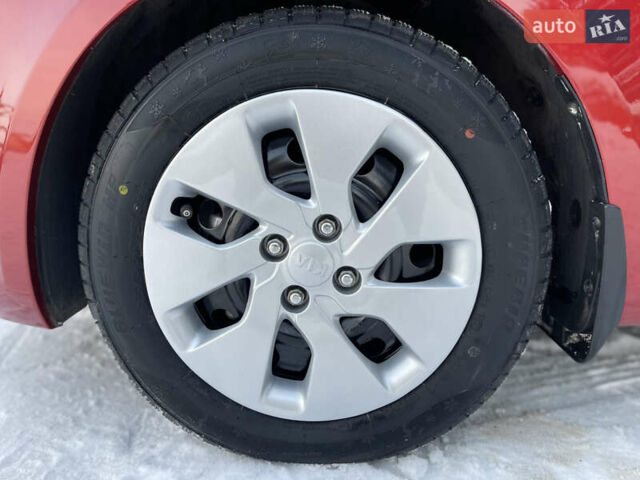 Червоний Кіа Ріо, об'ємом двигуна 1.6 л та пробігом 113 тис. км за 9500 $, фото 17 на Automoto.ua