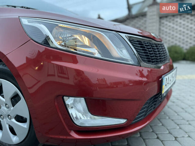 Красный Киа Рио, объемом двигателя 1.59 л и пробегом 113 тыс. км за 9700 $, фото 67 на Automoto.ua