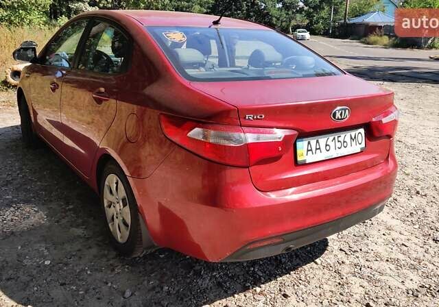 Красный Киа Рио, объемом двигателя 1.6 л и пробегом 112 тыс. км за 9000 $, фото 6 на Automoto.ua