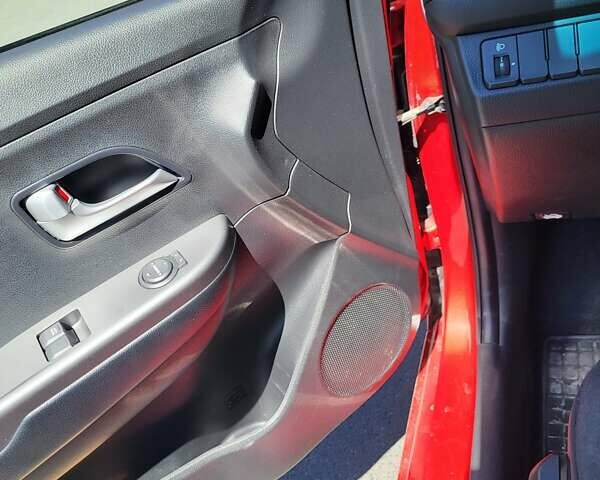 Красный Киа Рио, объемом двигателя 1.4 л и пробегом 126 тыс. км за 7900 $, фото 12 на Automoto.ua