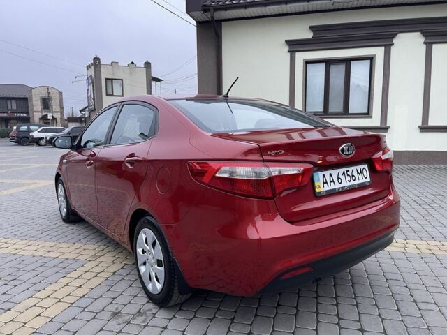 Красный Киа Рио, объемом двигателя 1.6 л и пробегом 113 тыс. км за 9999 $, фото 3 на Automoto.ua