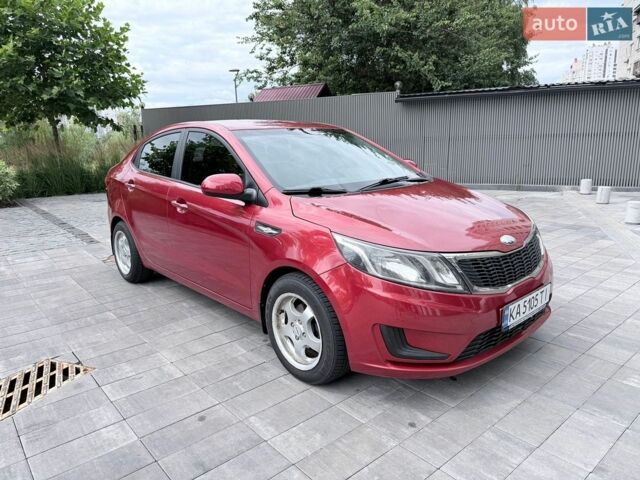 Красный Киа Рио, объемом двигателя 1.4 л и пробегом 135 тыс. км за 7500 $, фото 2 на Automoto.ua
