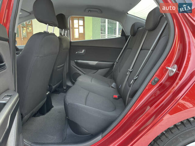 Червоний Кіа Ріо, об'ємом двигуна 1.6 л та пробігом 113 тис. км за 9500 $, фото 27 на Automoto.ua