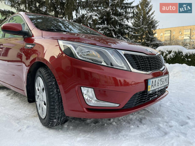 Червоний Кіа Ріо, об'ємом двигуна 1.6 л та пробігом 113 тис. км за 9500 $, фото 48 на Automoto.ua